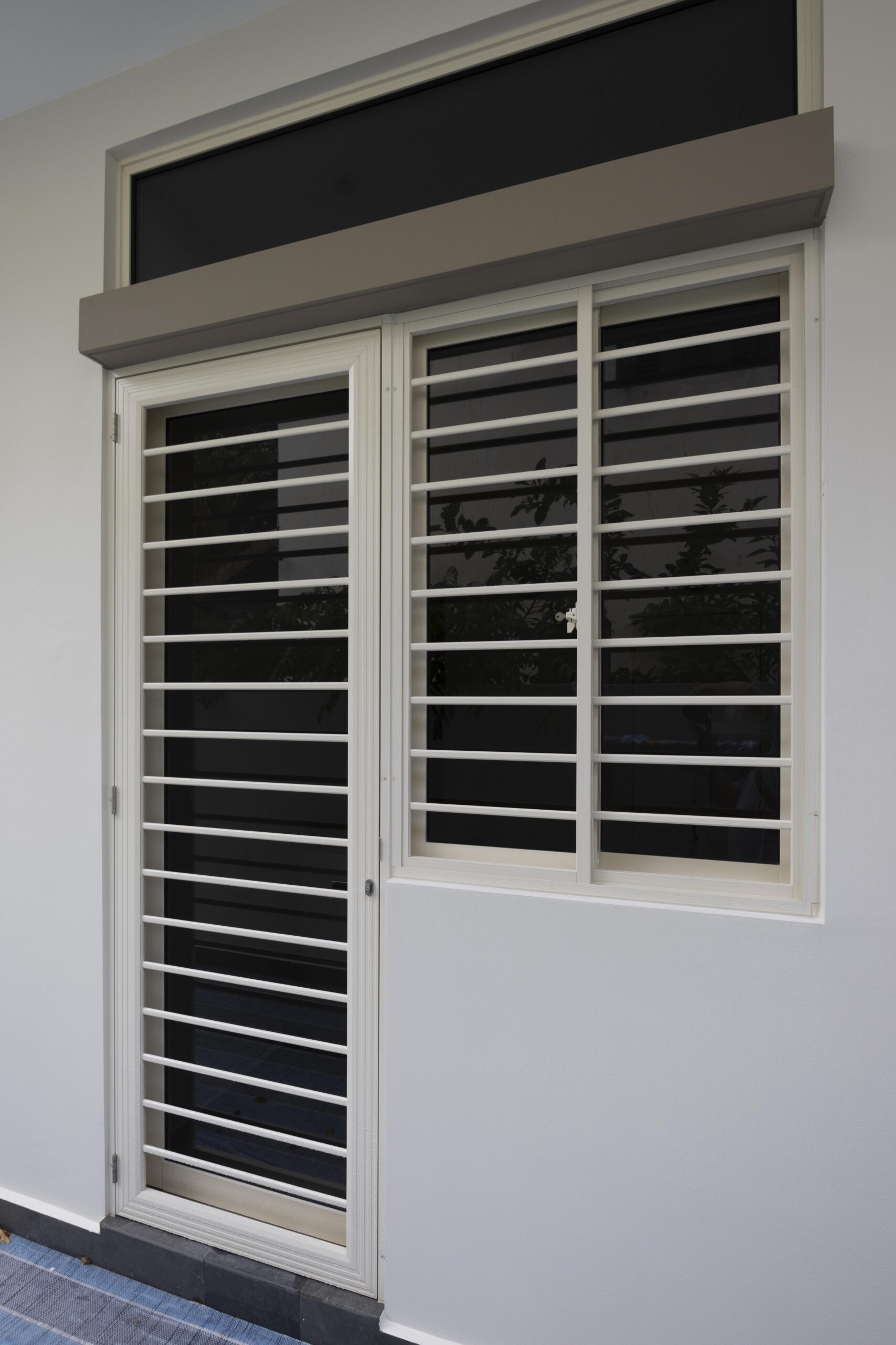 Grille installation Toronto Road new landed home