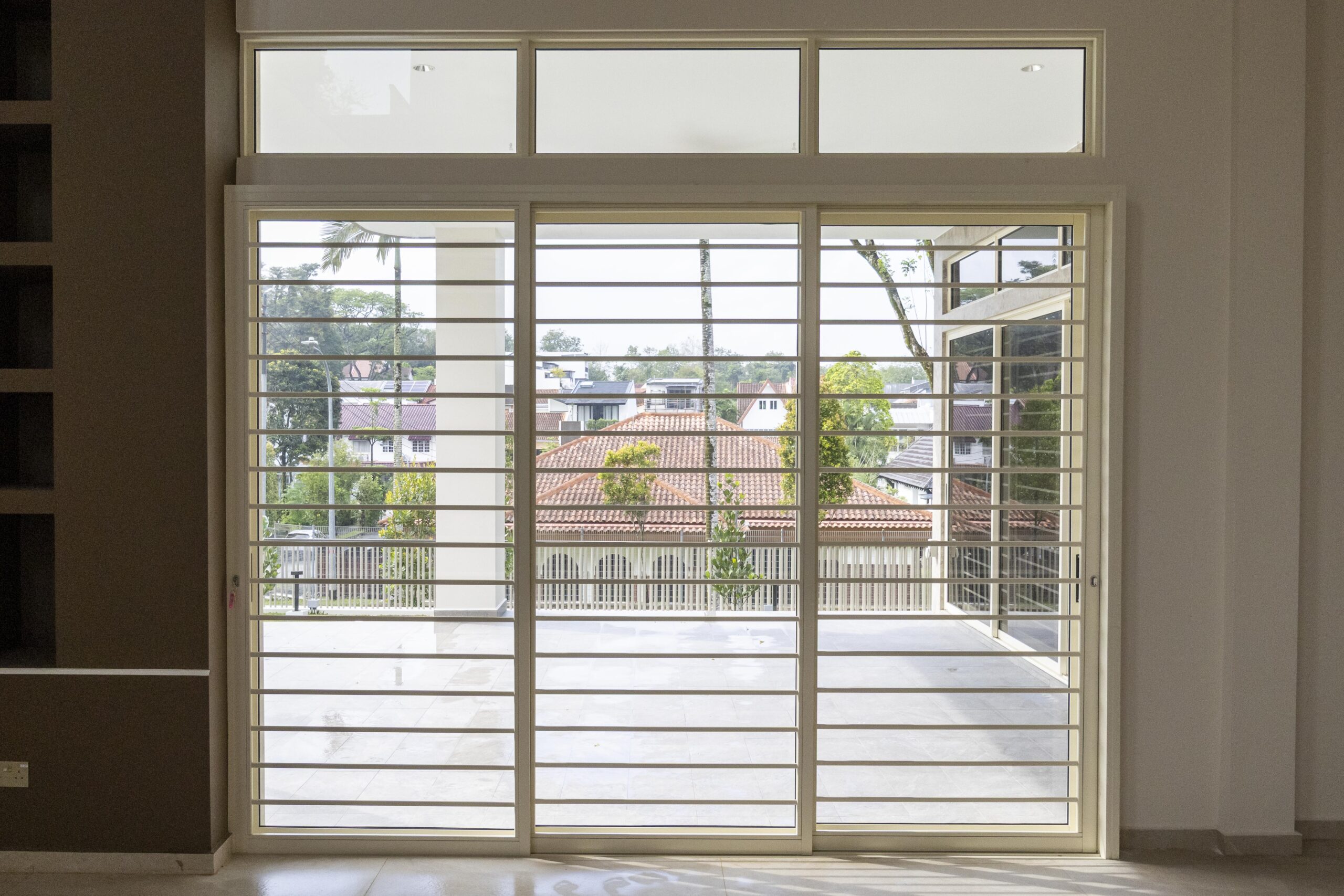 Grille installation Toronto Road new landed home